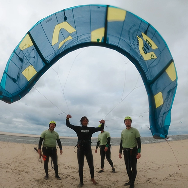 kitesurf lesson from mid april to end of october, open every day contact us