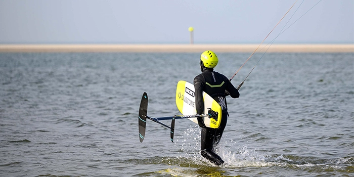 Kite foil clinic in een paar uur bij onze kitesurfschool