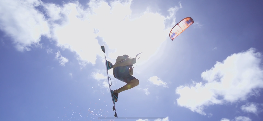 kitesurf jump